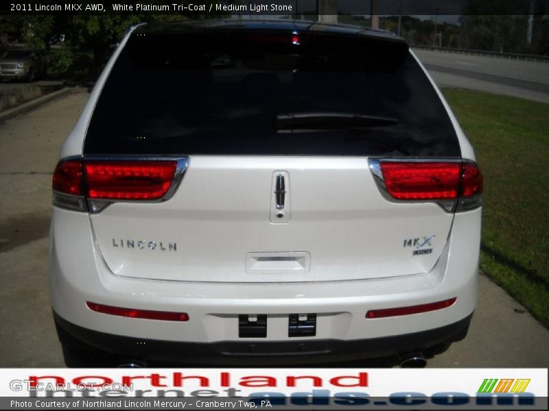 White Platinum Tri-Coat / Medium Light Stone 2011 Lincoln MKX AWD