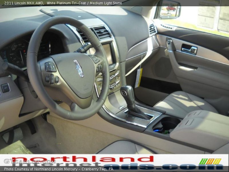 White Platinum Tri-Coat / Medium Light Stone 2011 Lincoln MKX AWD