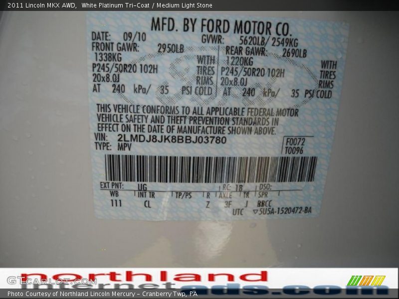 White Platinum Tri-Coat / Medium Light Stone 2011 Lincoln MKX AWD