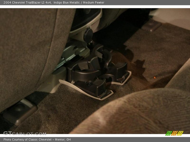 Indigo Blue Metallic / Medium Pewter 2004 Chevrolet TrailBlazer LS 4x4