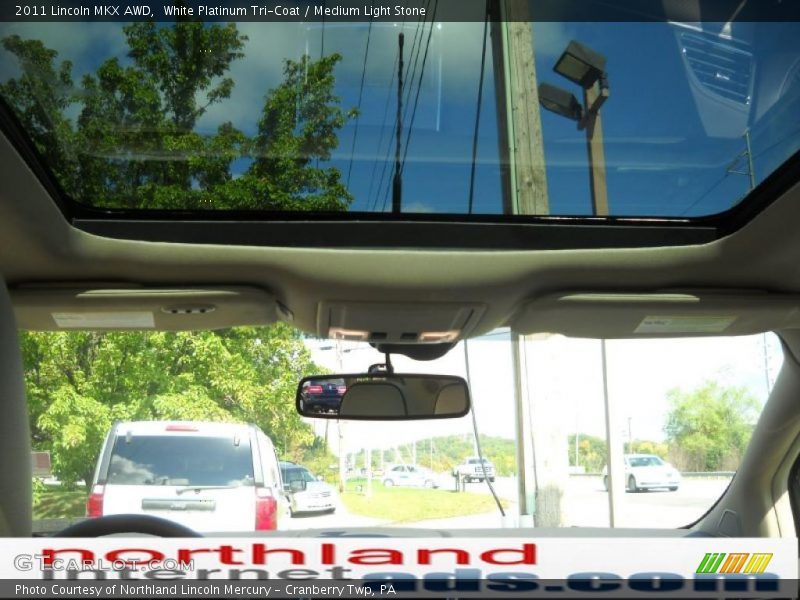 White Platinum Tri-Coat / Medium Light Stone 2011 Lincoln MKX AWD