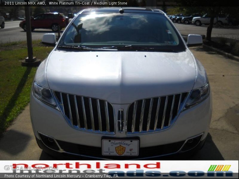 White Platinum Tri-Coat / Medium Light Stone 2011 Lincoln MKX AWD