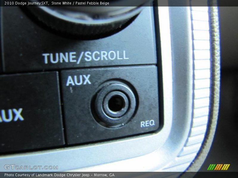 Stone White / Pastel Pebble Beige 2010 Dodge Journey SXT