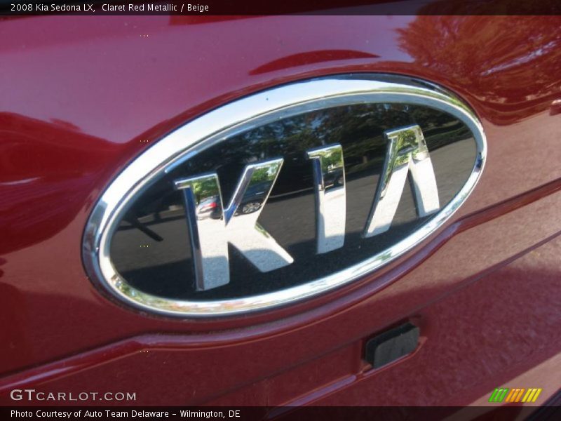Claret Red Metallic / Beige 2008 Kia Sedona LX
