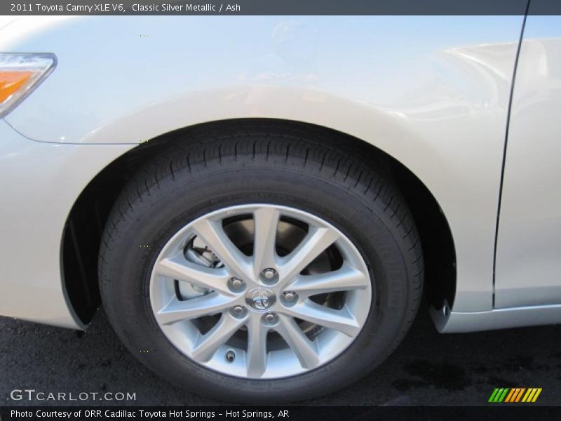 Classic Silver Metallic / Ash 2011 Toyota Camry XLE V6