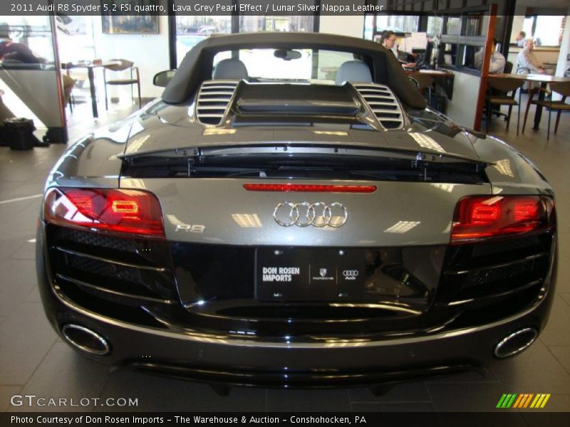 Lava Grey Pearl Effect / Lunar Silver Nappa Leather 2011 Audi R8 Spyder 5.2 FSI quattro
