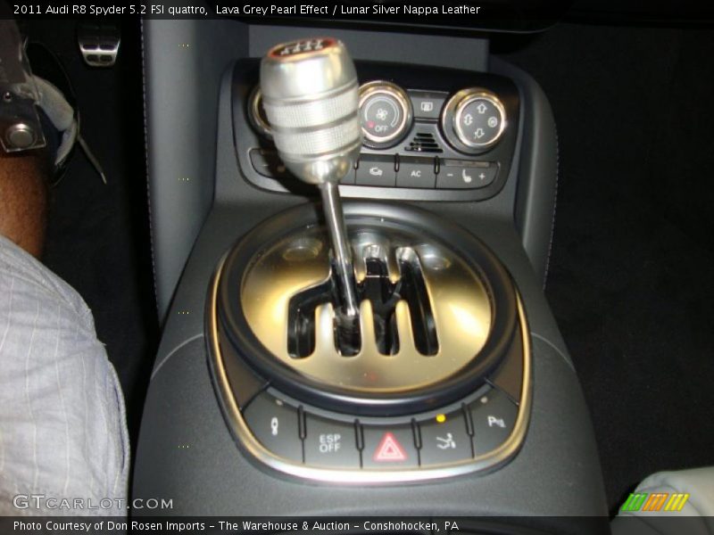  2011 R8 Spyder 5.2 FSI quattro 6 Speed Manual Shifter