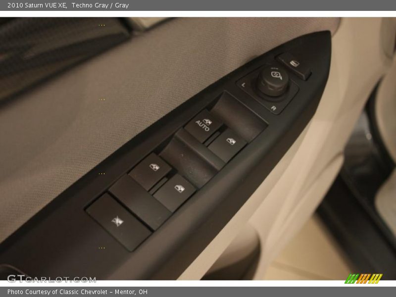 Techno Gray / Gray 2010 Saturn VUE XE