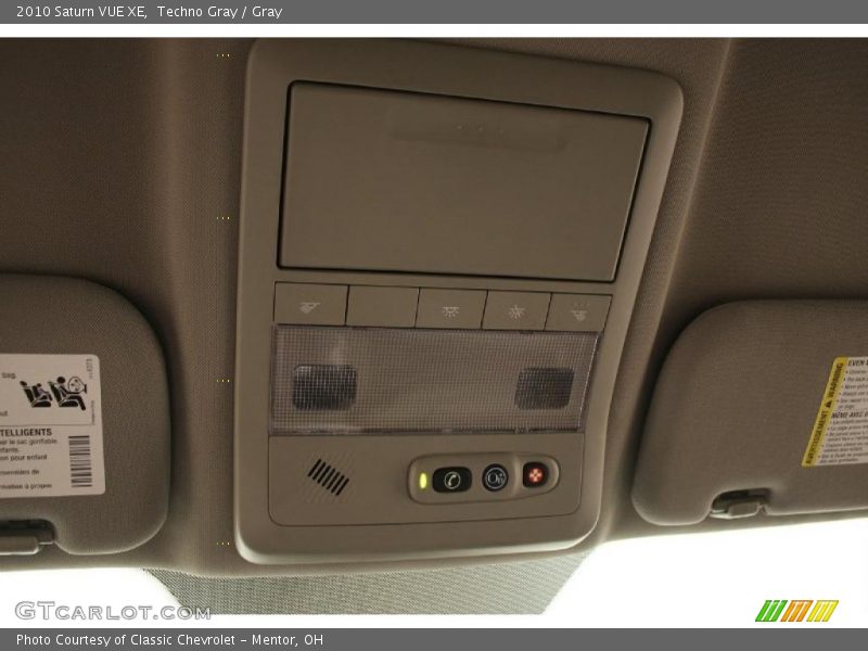 Techno Gray / Gray 2010 Saturn VUE XE