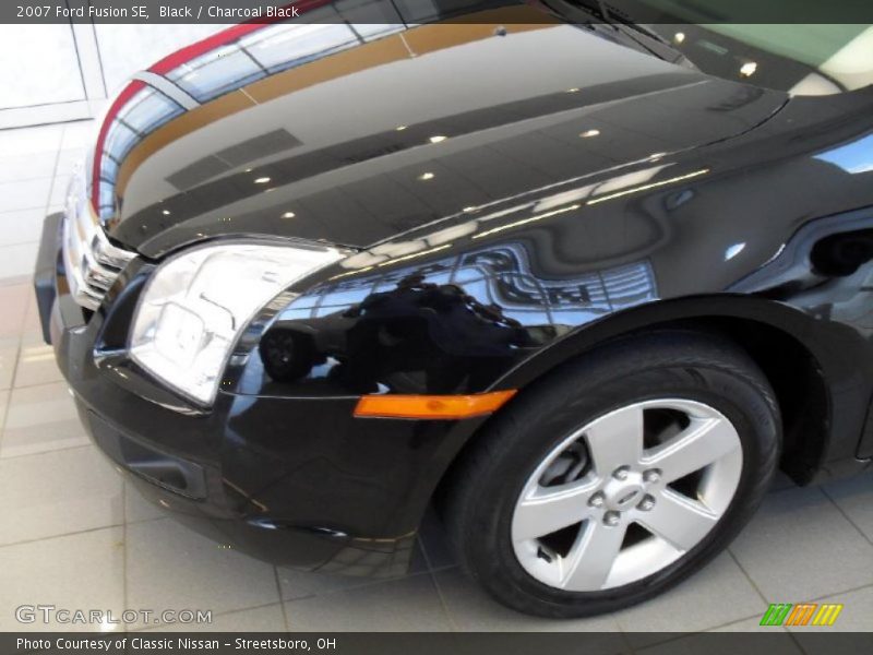 Black / Charcoal Black 2007 Ford Fusion SE