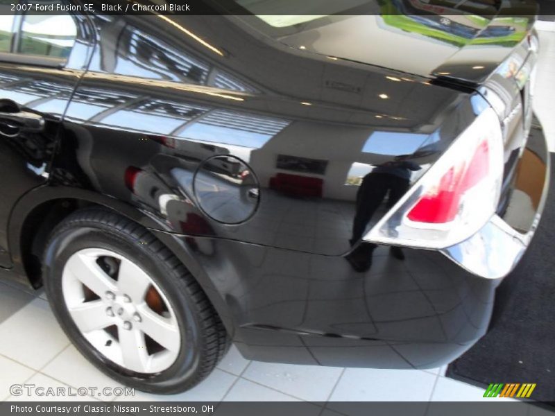 Black / Charcoal Black 2007 Ford Fusion SE