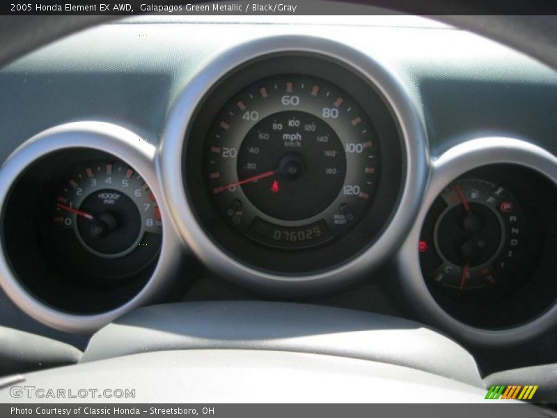 Galapagos Green Metallic / Black/Gray 2005 Honda Element EX AWD