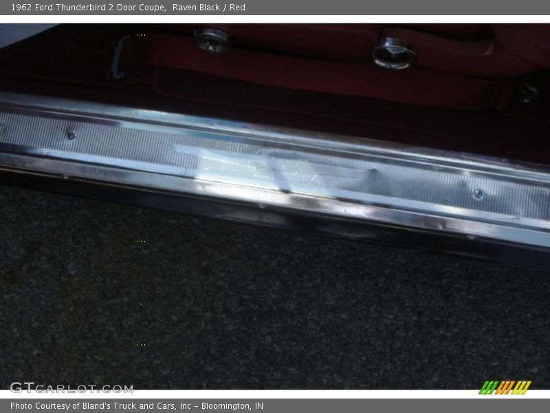 Raven Black / Red 1962 Ford Thunderbird 2 Door Coupe