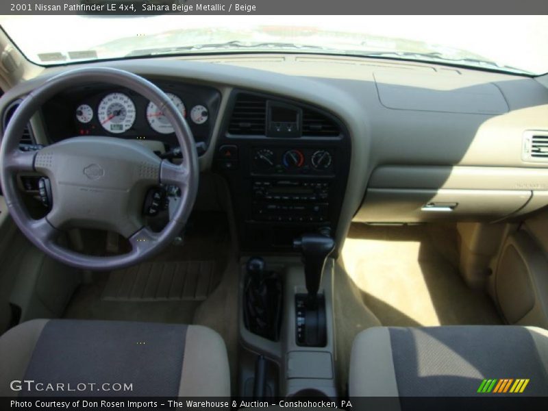 Sahara Beige Metallic / Beige 2001 Nissan Pathfinder LE 4x4