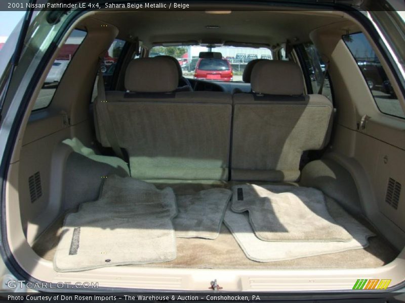 Sahara Beige Metallic / Beige 2001 Nissan Pathfinder LE 4x4