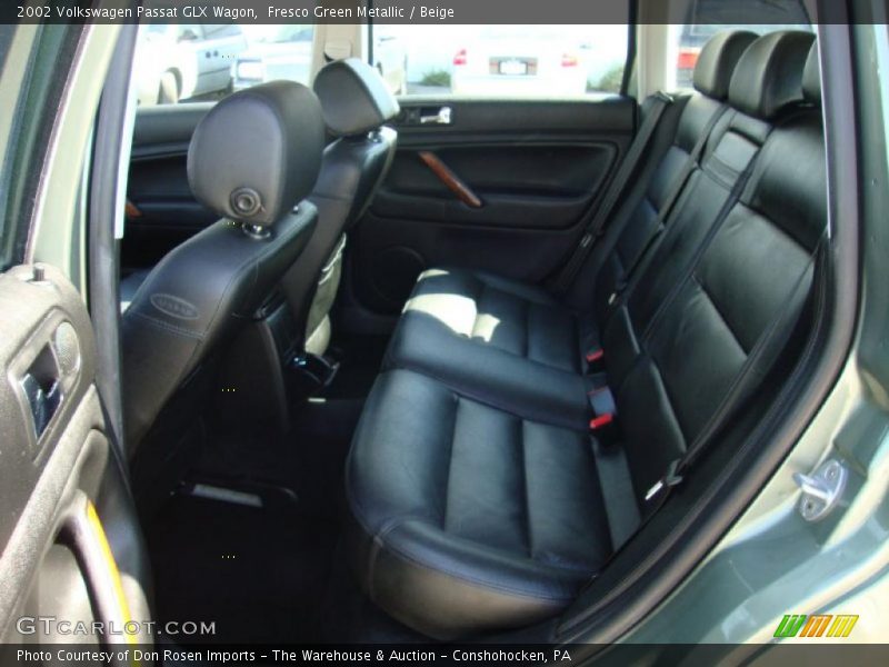 Fresco Green Metallic / Beige 2002 Volkswagen Passat GLX Wagon