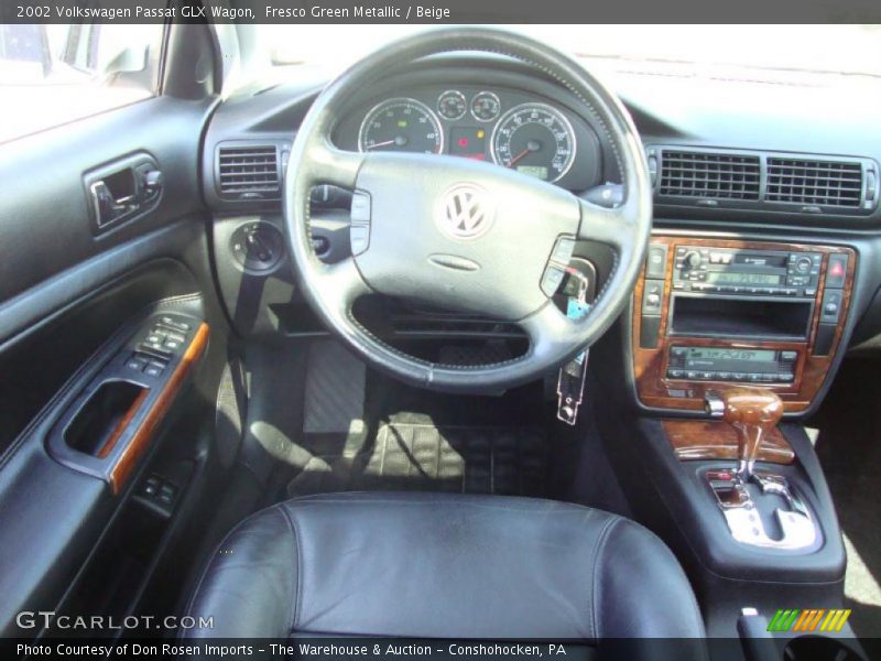 Fresco Green Metallic / Beige 2002 Volkswagen Passat GLX Wagon