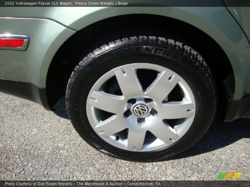 Fresco Green Metallic / Beige 2002 Volkswagen Passat GLX Wagon