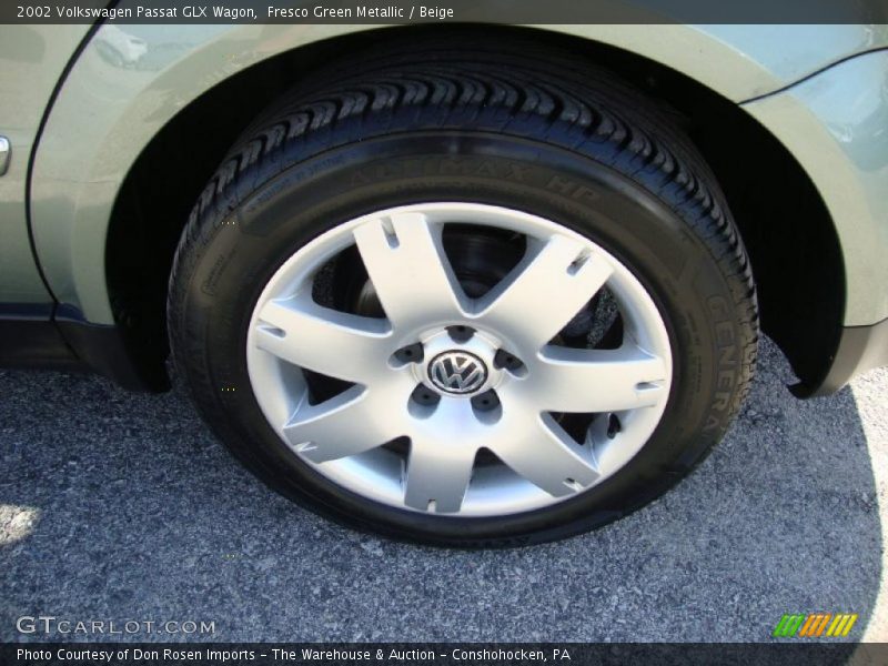 Fresco Green Metallic / Beige 2002 Volkswagen Passat GLX Wagon