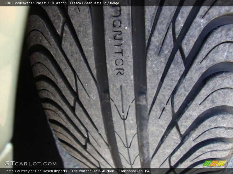 Fresco Green Metallic / Beige 2002 Volkswagen Passat GLX Wagon