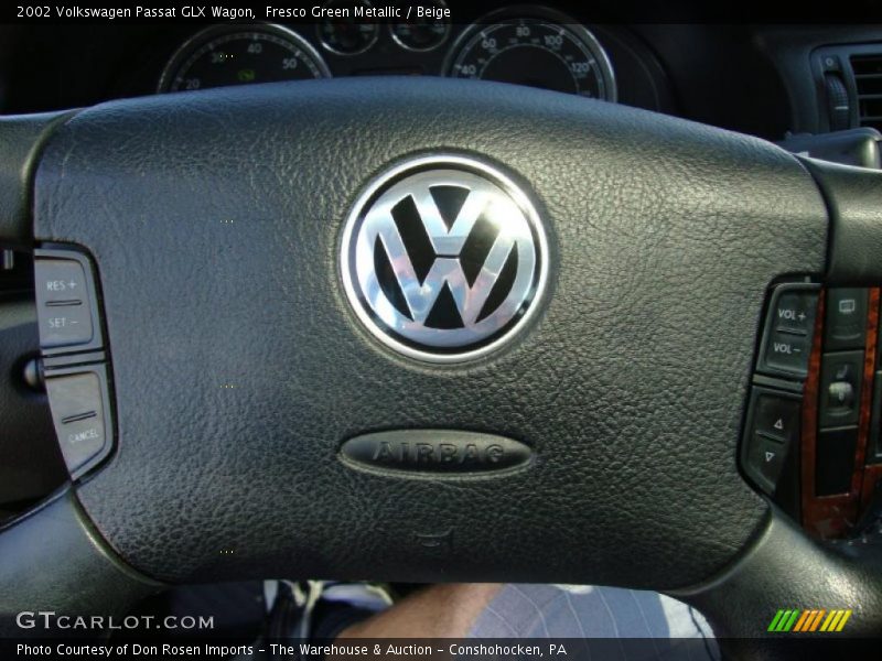 Fresco Green Metallic / Beige 2002 Volkswagen Passat GLX Wagon