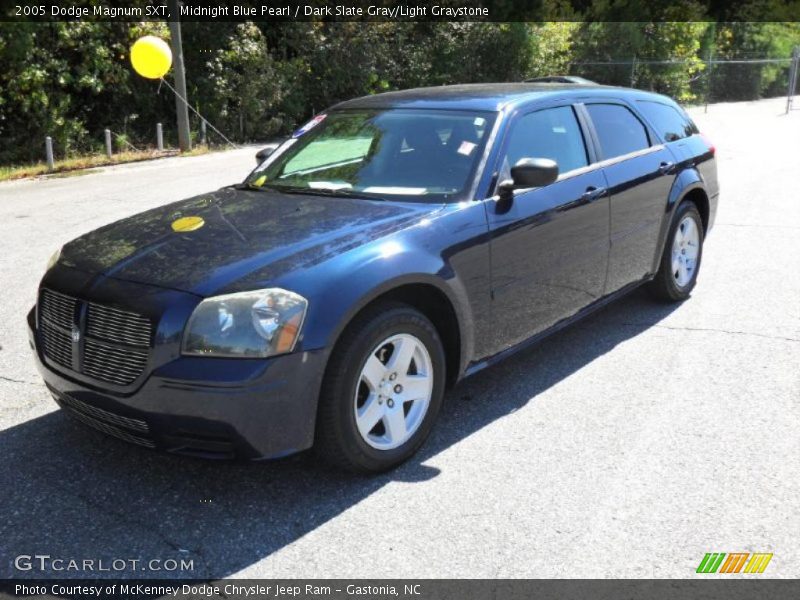 Midnight Blue Pearl / Dark Slate Gray/Light Graystone 2005 Dodge Magnum SXT