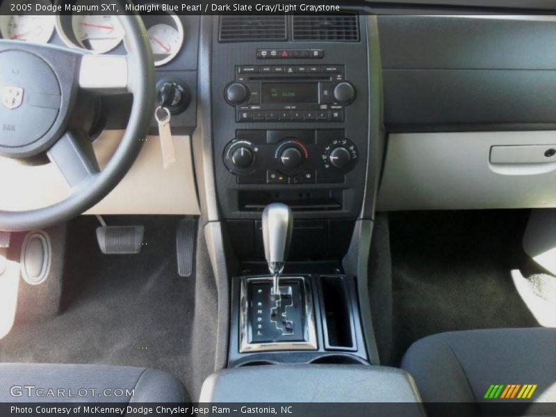 Midnight Blue Pearl / Dark Slate Gray/Light Graystone 2005 Dodge Magnum SXT