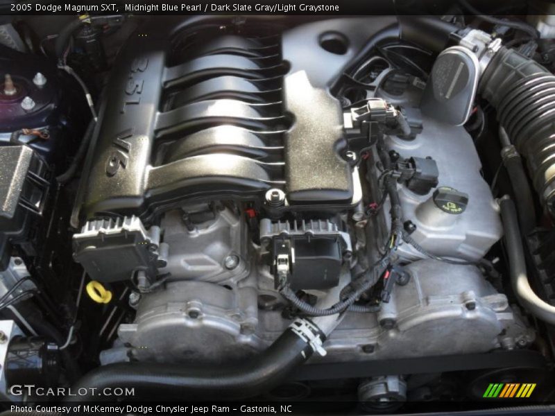 Midnight Blue Pearl / Dark Slate Gray/Light Graystone 2005 Dodge Magnum SXT