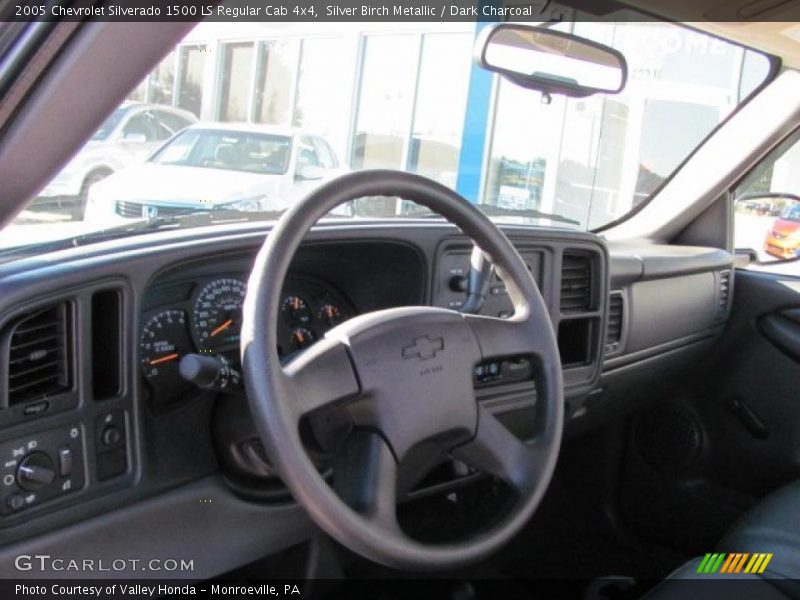 Silver Birch Metallic / Dark Charcoal 2005 Chevrolet Silverado 1500 LS Regular Cab 4x4