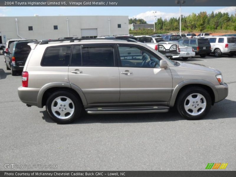 Vintage Gold Metallic / Ivory 2004 Toyota Highlander Limited V6