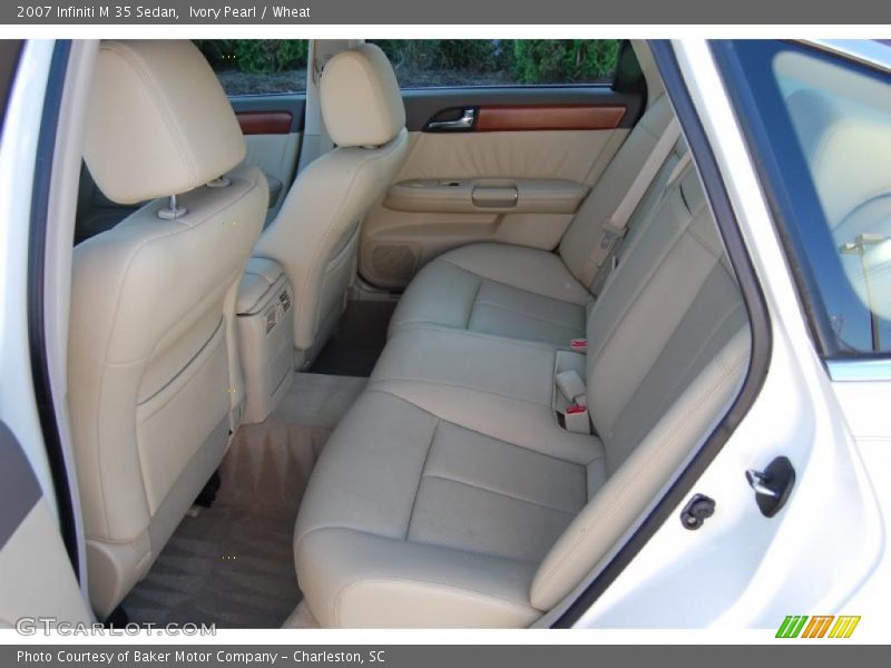 Ivory Pearl / Wheat 2007 Infiniti M 35 Sedan