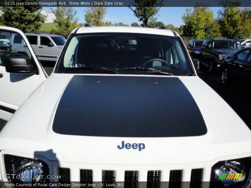 Stone White / Dark Slate Gray 2010 Jeep Liberty Renegade 4x4