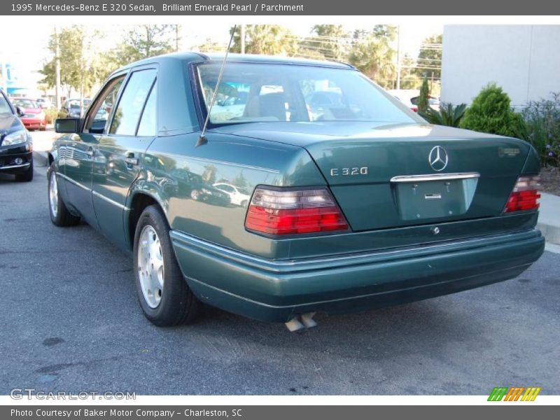 Brilliant Emerald Pearl / Parchment 1995 Mercedes-Benz E 320 Sedan