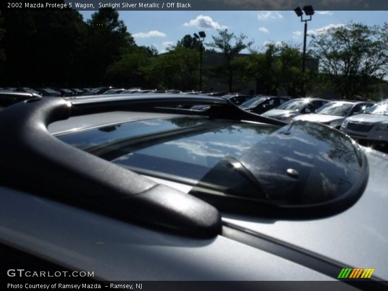 Sunlight Silver Metallic / Off Black 2002 Mazda Protege 5 Wagon
