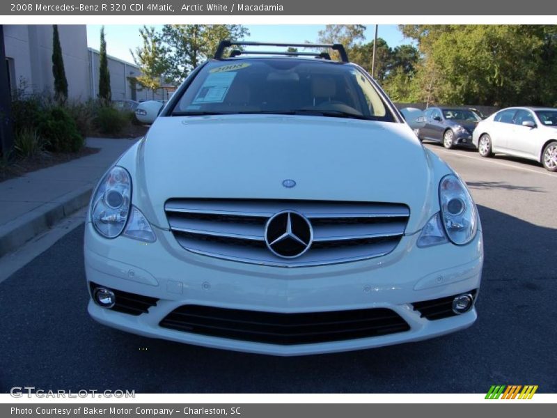 Arctic White / Macadamia 2008 Mercedes-Benz R 320 CDI 4Matic