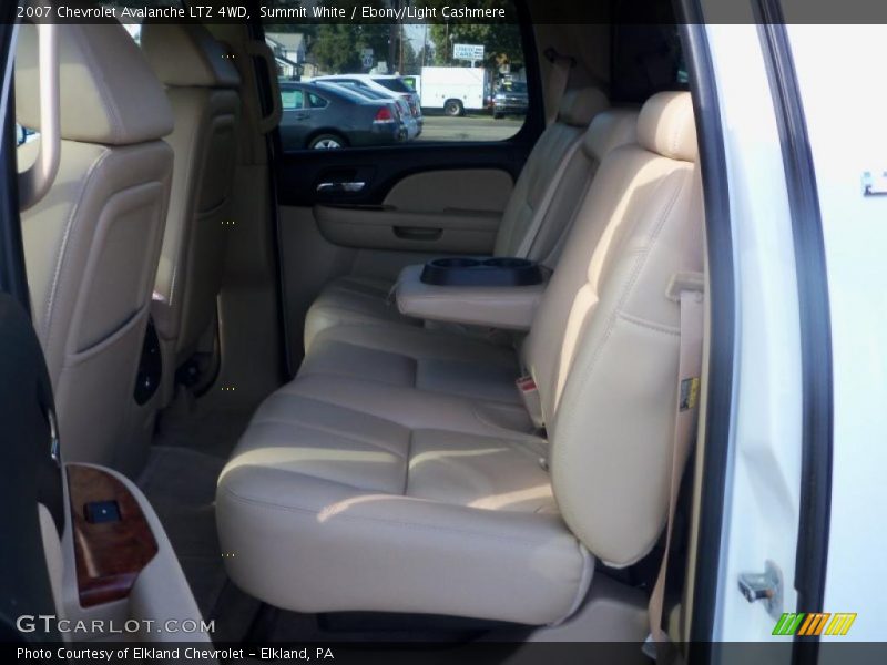 Summit White / Ebony/Light Cashmere 2007 Chevrolet Avalanche LTZ 4WD