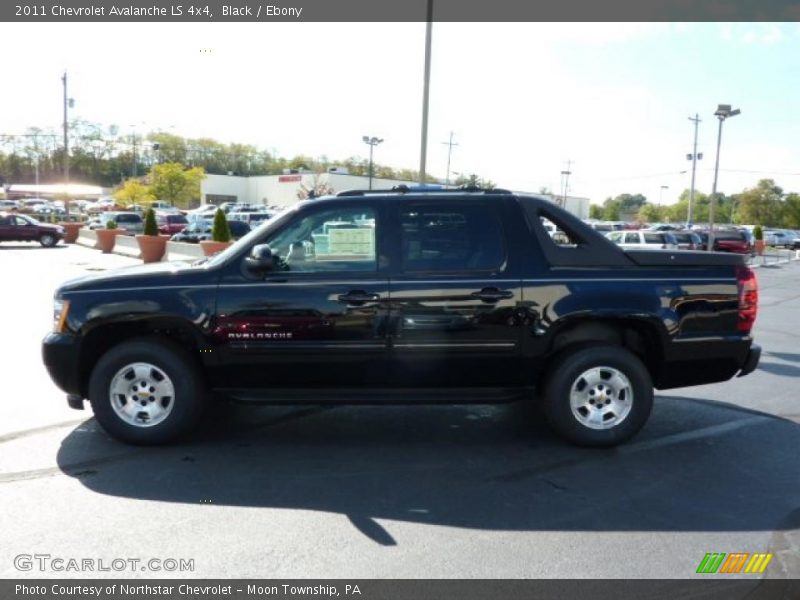 Black / Ebony 2011 Chevrolet Avalanche LS 4x4