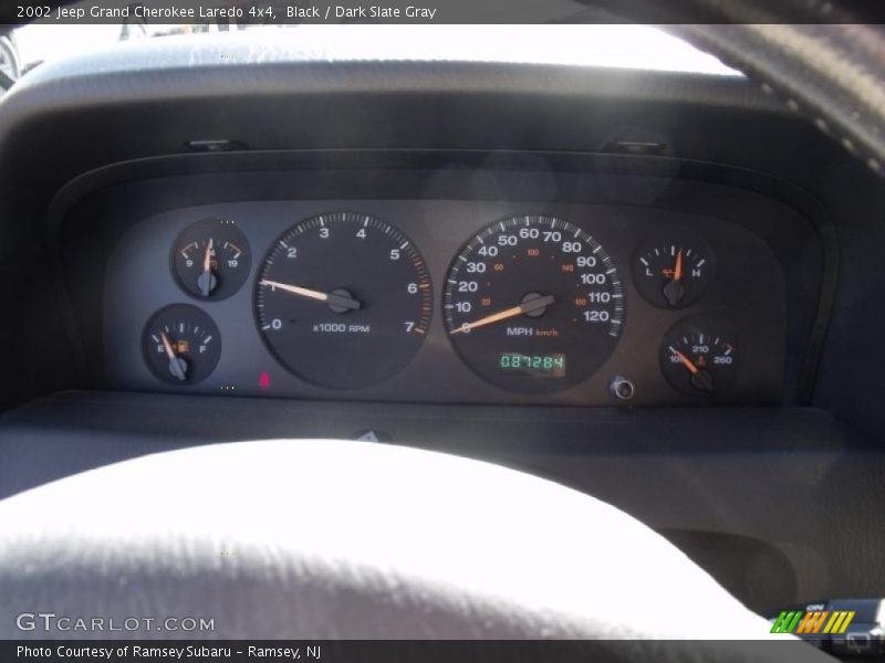 Black / Dark Slate Gray 2002 Jeep Grand Cherokee Laredo 4x4
