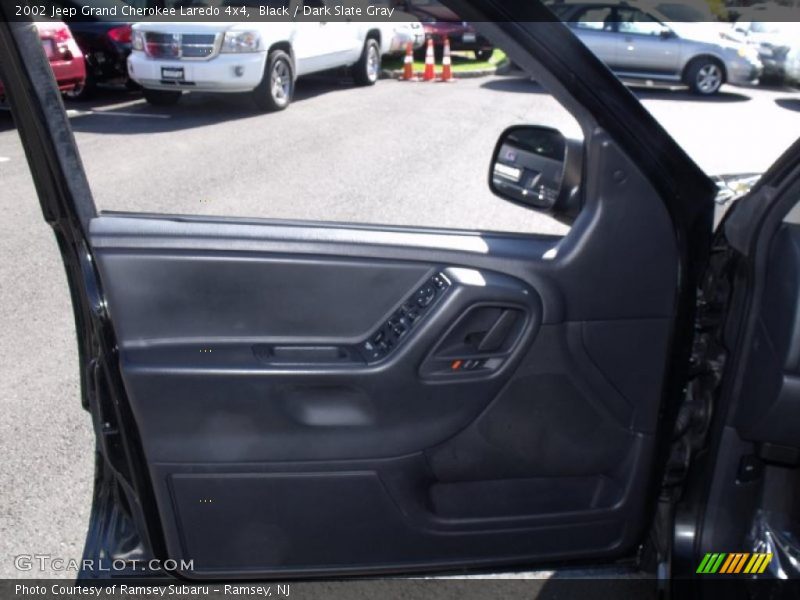 Black / Dark Slate Gray 2002 Jeep Grand Cherokee Laredo 4x4