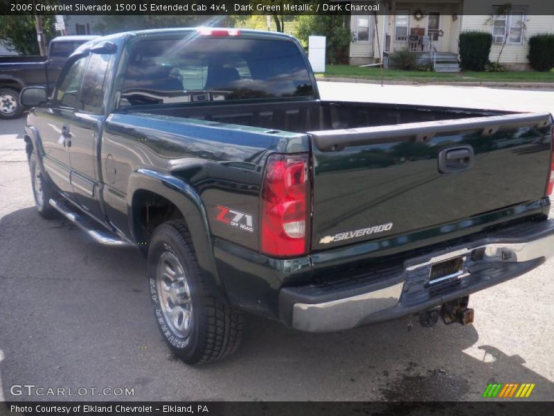 Dark Green Metallic / Dark Charcoal 2006 Chevrolet Silverado 1500 LS Extended Cab 4x4