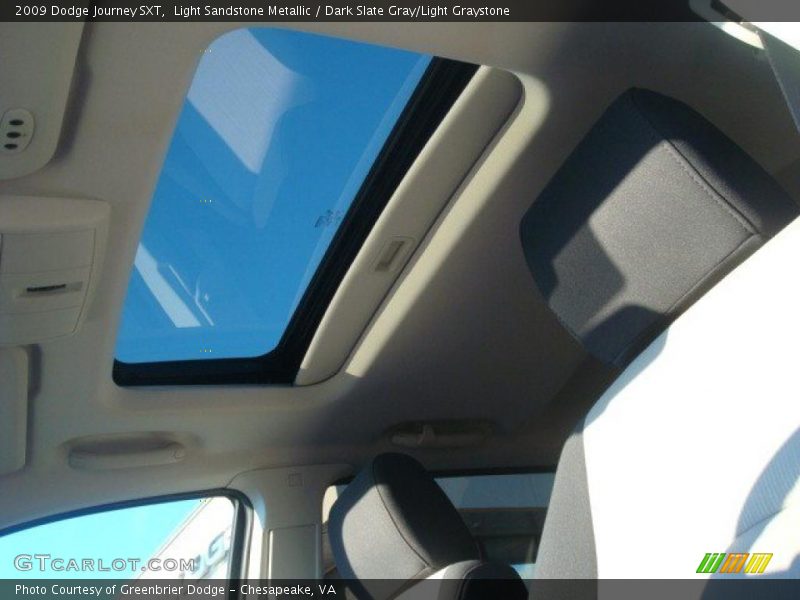 Light Sandstone Metallic / Dark Slate Gray/Light Graystone 2009 Dodge Journey SXT
