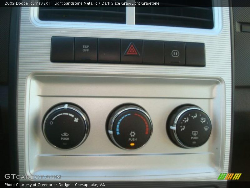 Light Sandstone Metallic / Dark Slate Gray/Light Graystone 2009 Dodge Journey SXT