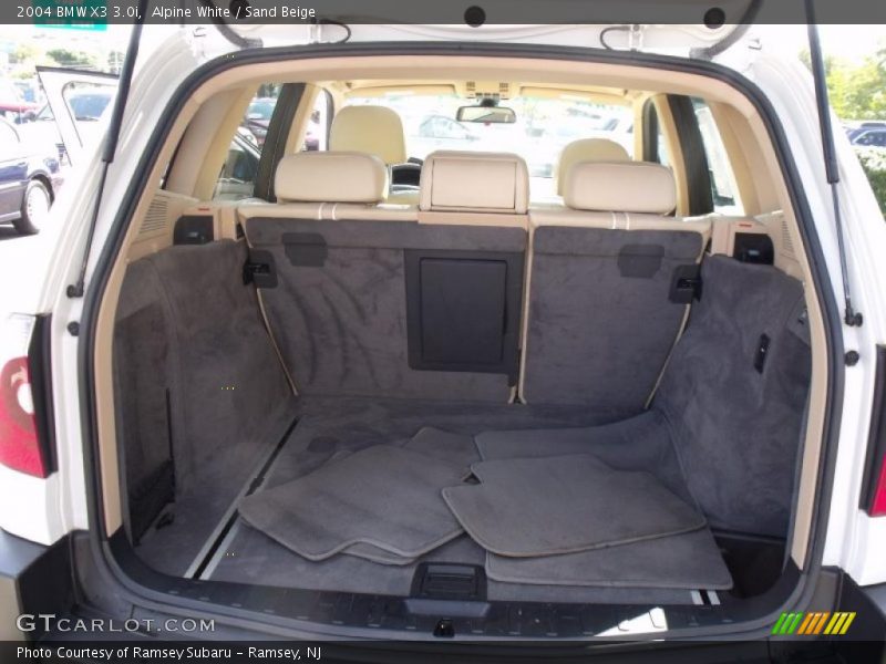 Alpine White / Sand Beige 2004 BMW X3 3.0i