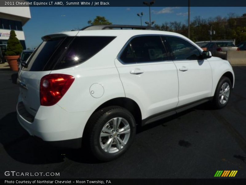 Summit White / Jet Black 2011 Chevrolet Equinox LT AWD