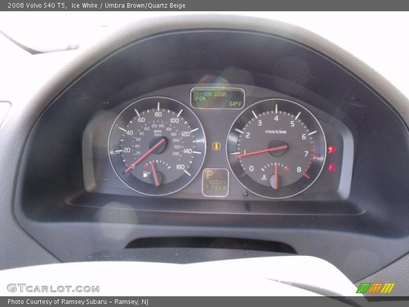 Ice White / Umbra Brown/Quartz Beige 2008 Volvo S40 T5
