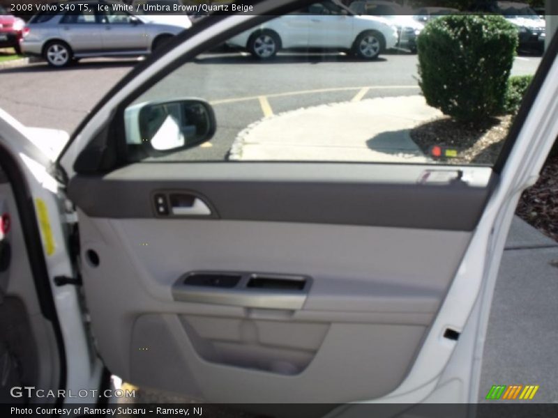 Ice White / Umbra Brown/Quartz Beige 2008 Volvo S40 T5