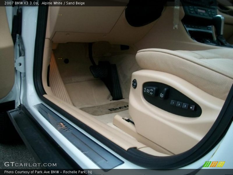 Alpine White / Sand Beige 2007 BMW X3 3.0si