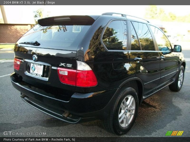 Jet Black / Beige 2004 BMW X5 3.0i