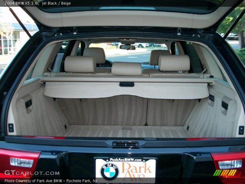 Jet Black / Beige 2004 BMW X5 3.0i