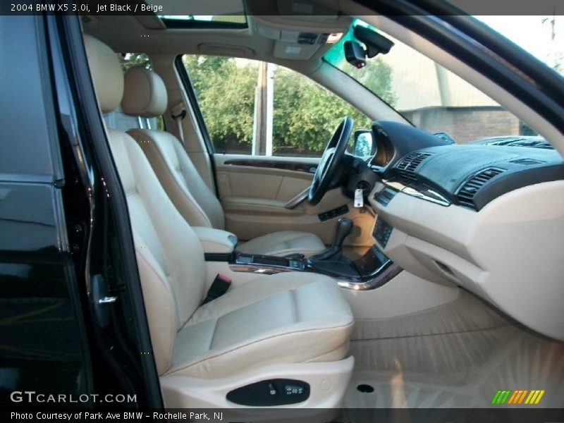 Jet Black / Beige 2004 BMW X5 3.0i